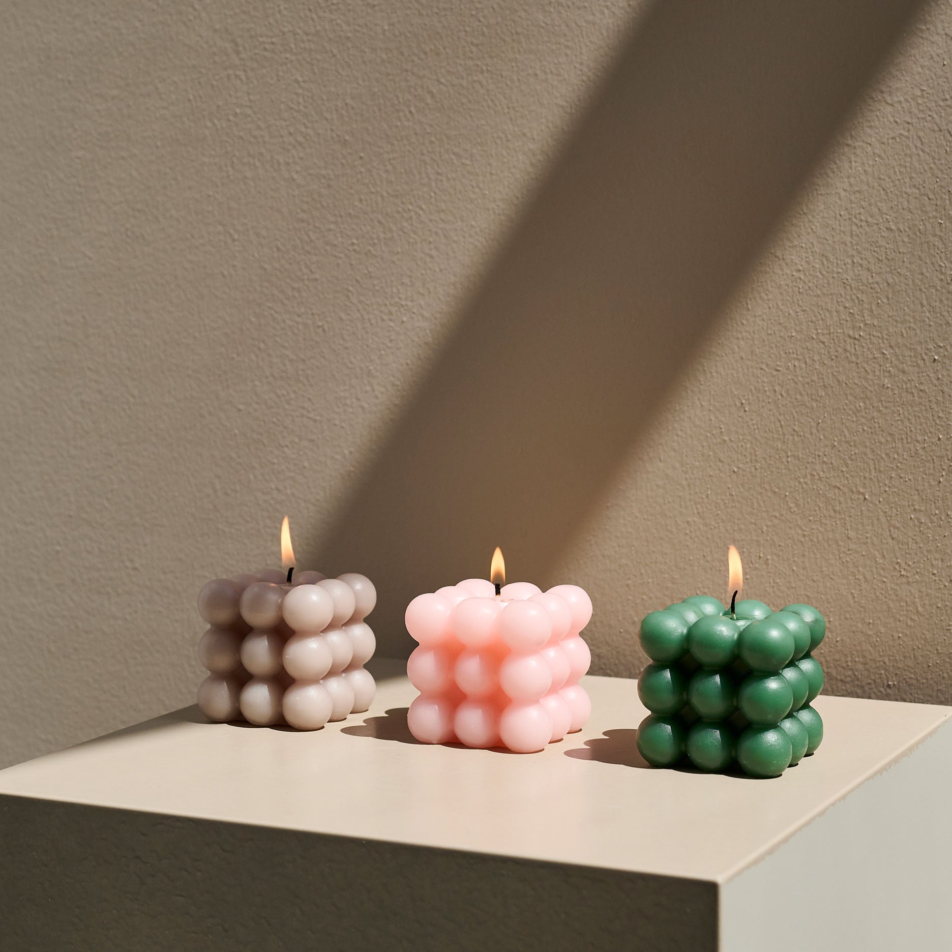 Cube bubble lys